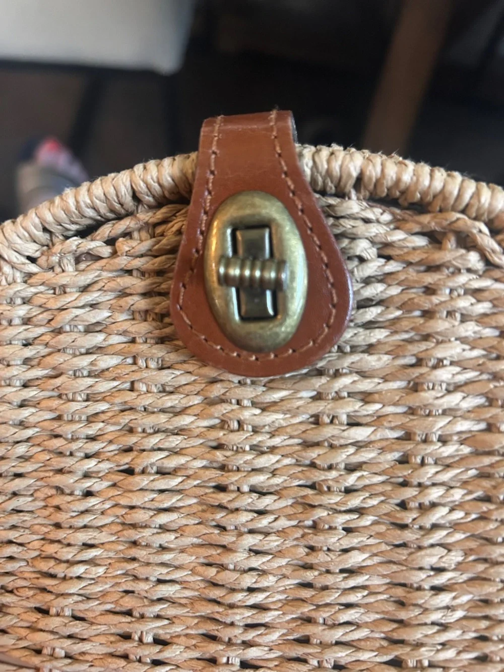 Beautiful Boho Patricia Nash Woven Crossbody Purse With Rattan Design & Leather - Picture 5 of 10